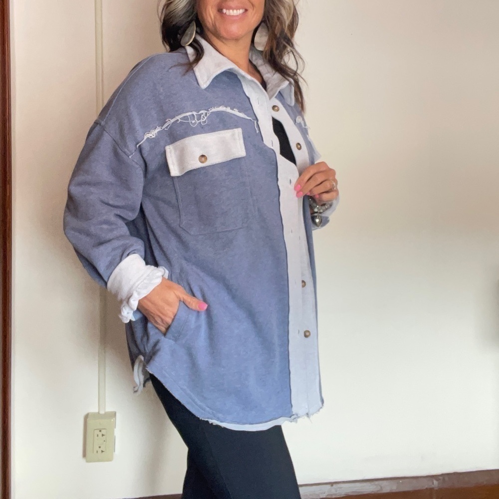 Pol Boutique Oversized French Terry
Long Sleeve Button Down Shacket Raw
Seams M - Picture 3 of 8